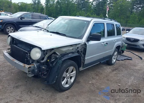 2012 Jeep Patriot Limited z USA, uszkodzony, nr VIN 1C4NJRCB5CD563319